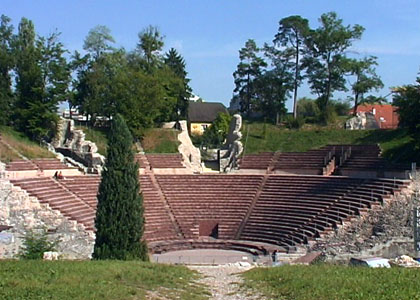 Amphithéâtre romain à Augusta Raurica